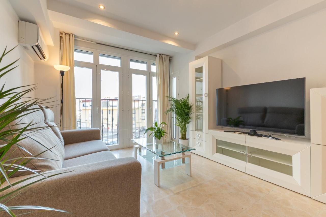 Charming 3 Bedroom Apartment At Triana Center By Oui Sevilla Exteriör bild