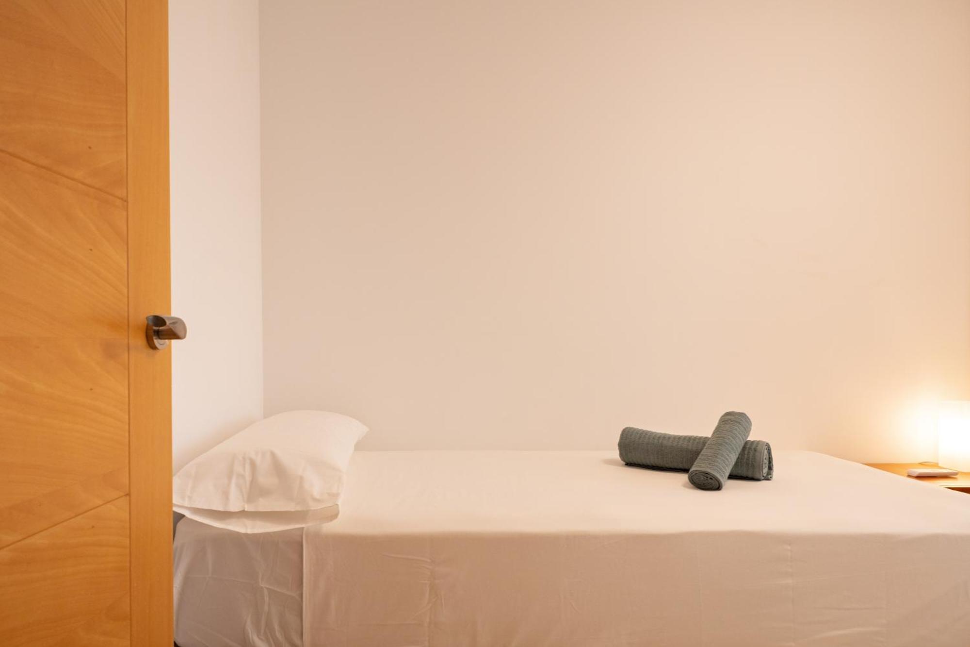 Charming 3 Bedroom Apartment At Triana Center By Oui Sevilla Exteriör bild
