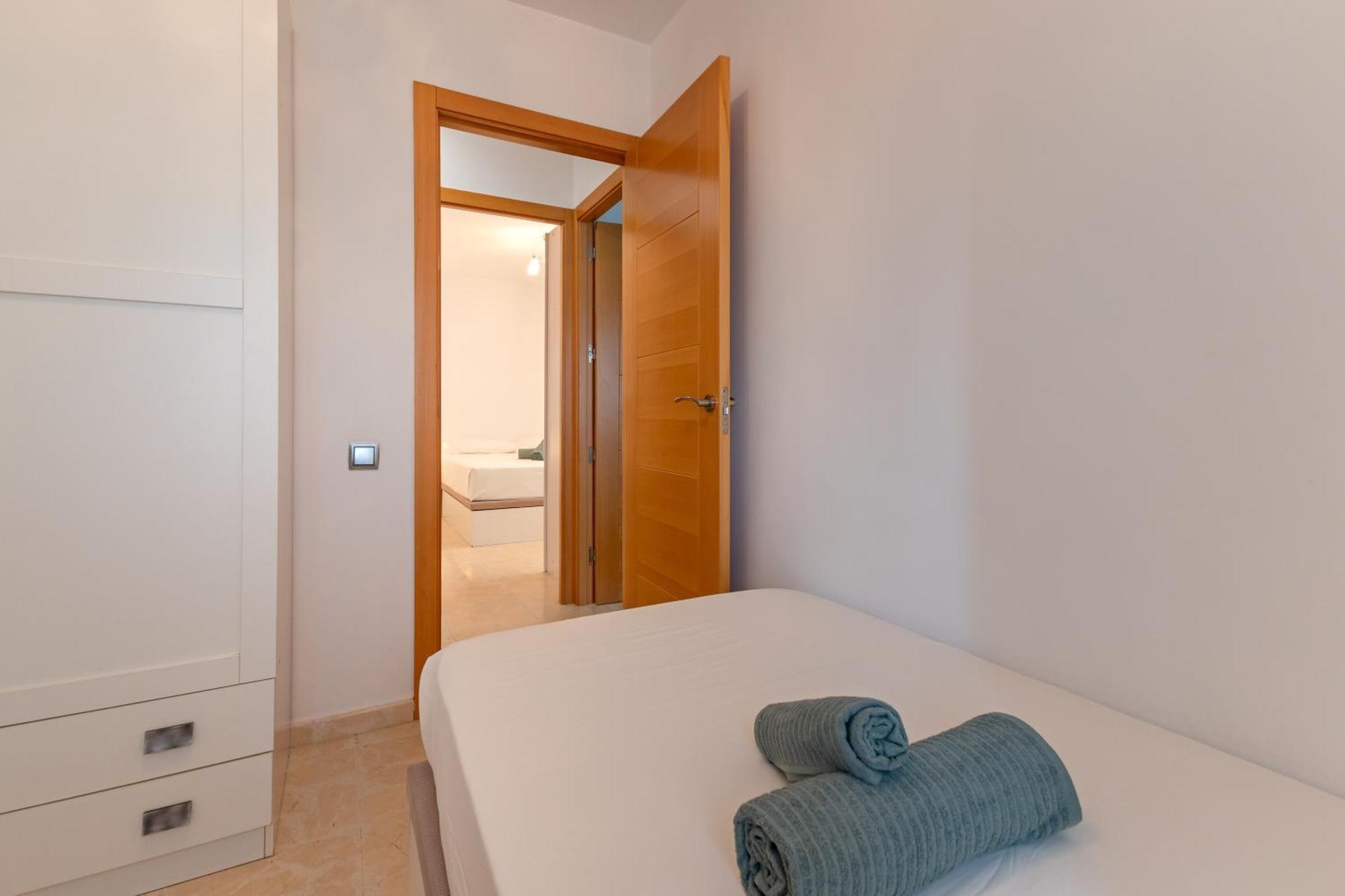 Charming 3 Bedroom Apartment At Triana Center By Oui Sevilla Exteriör bild