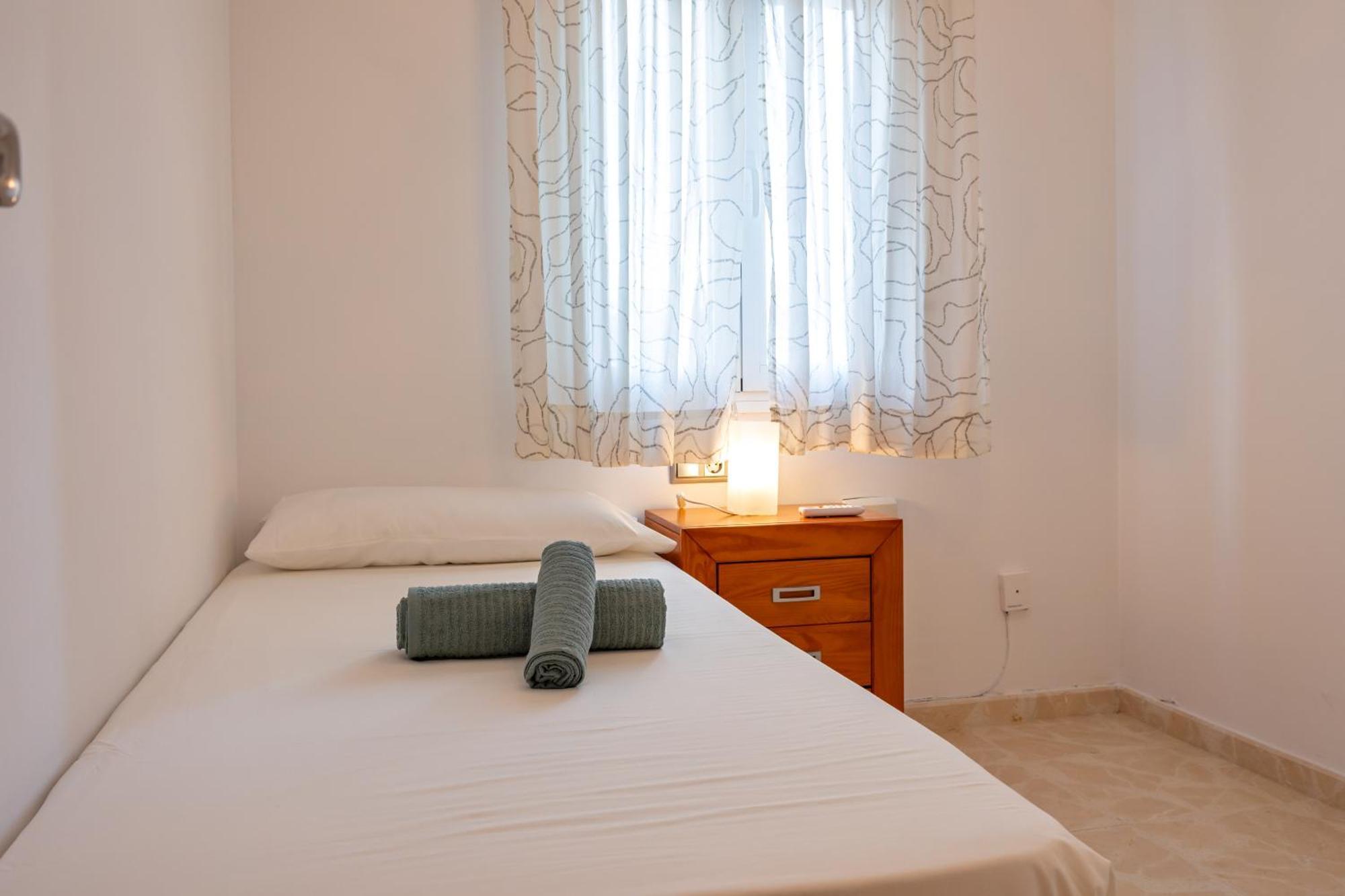 Charming 3 Bedroom Apartment At Triana Center By Oui Sevilla Exteriör bild