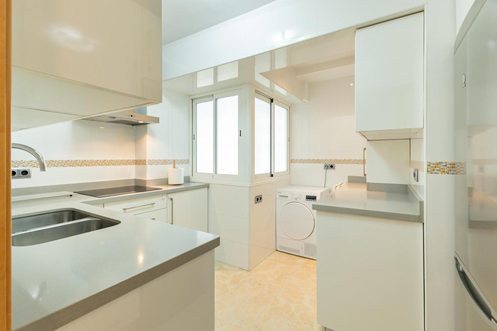 Charming 3 Bedroom Apartment At Triana Center By Oui Sevilla Exteriör bild