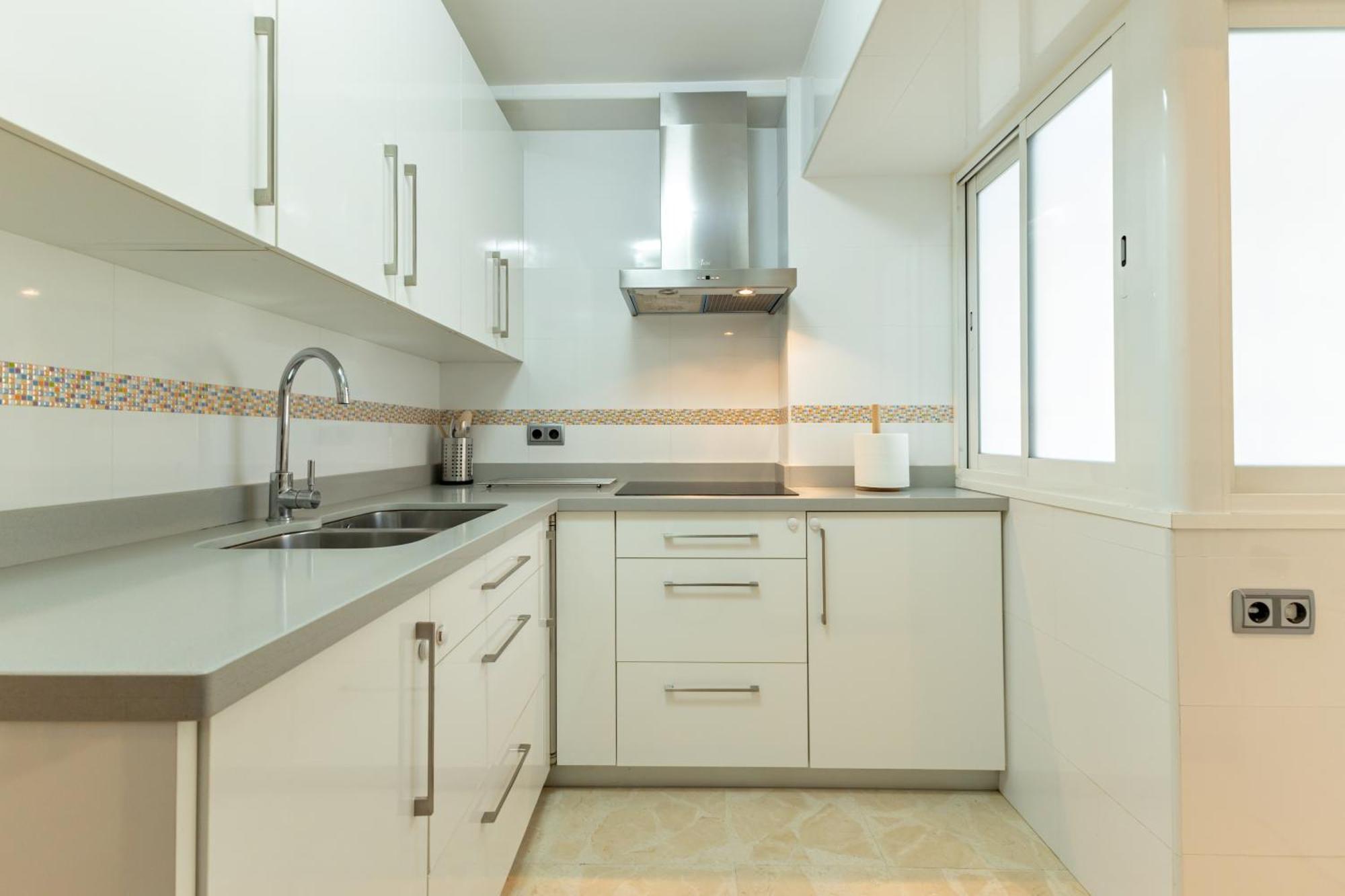 Charming 3 Bedroom Apartment At Triana Center By Oui Sevilla Exteriör bild